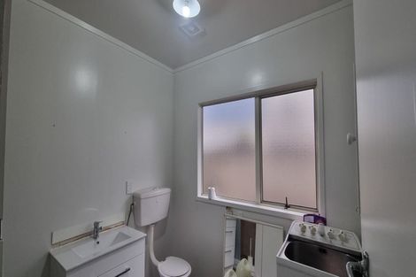 Photo of property in 2/181 Marine Parade, Mount Maunganui, 3116