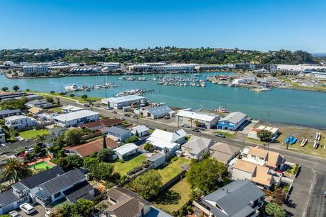 Photo of property in 13-14 Meeanee Quay, Westshore, Napier, 4110