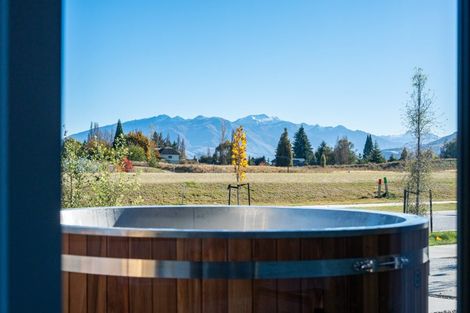 Photo of property in 18 Mason Street, Wanaka, 9305