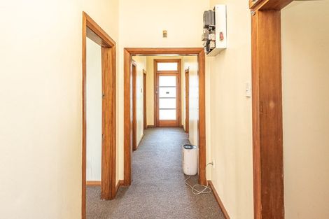 Photo of property in 1 Parkes Avenue, Saint Johns Hill, Whanganui, 4501