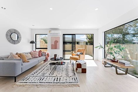 Photo of property in 18a Larissa Avenue, Henderson, Auckland, 0610