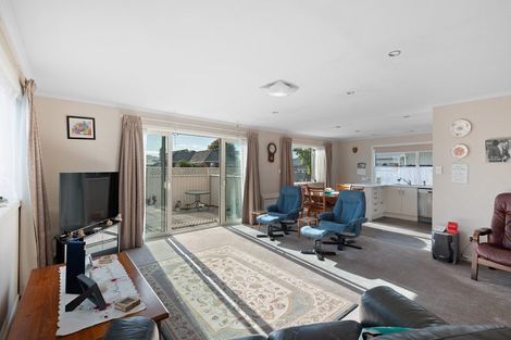 Photo of property in 124 Argyle Street, Mosgiel, 9024