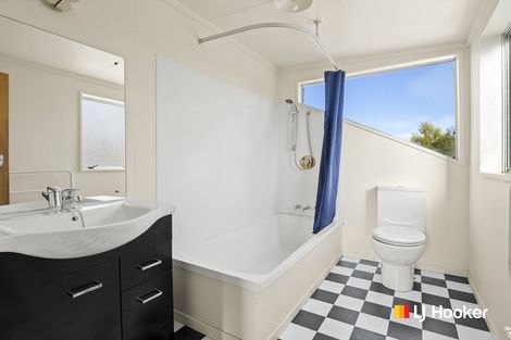 Photo of property in 34 Elm Row, Dunedin Central, Dunedin, 9016