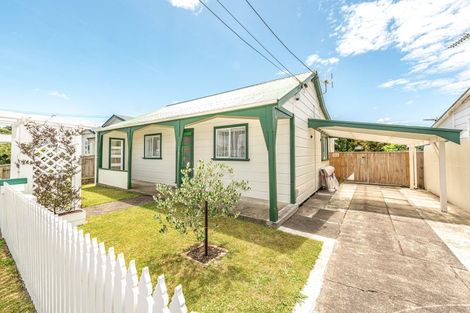 Photo of property in 14 Argyle Street, Whanganui, Wanganui, 4500