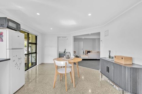 Photo of property in 8 Awatere Place, Snells Beach, 0920