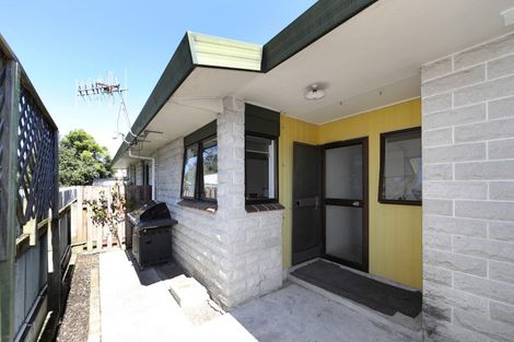 Photo of property in 2/903 Ellison Road, Parkvale, Hastings, 4122