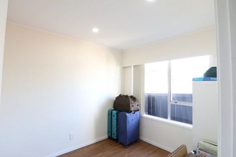 Photo of property in 33b Kindergarten Drive, Conifer Grove, Takanini, 2112