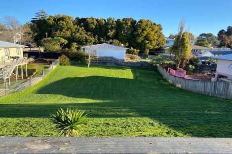 Photo of property in 3 Adriatic Avenue, Henderson, Auckland, 0612