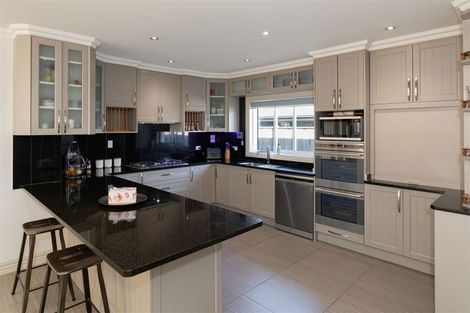 Photo of property in 15 Okarito Avenue, Levin, 5510