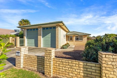 Photo of property in 19 Pirika Place, Papamoa Beach, Papamoa, 3118