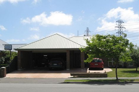 Photo of property in 55 Chesterfield Mews, Russley, Christchurch, 8042