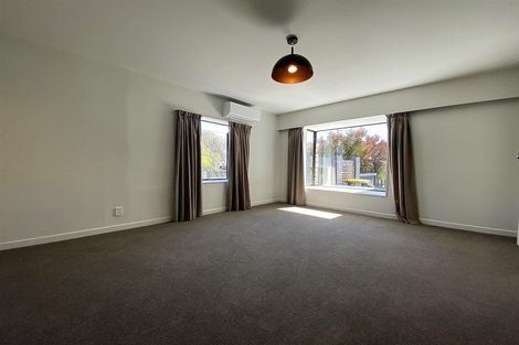 Photo of property in 185 Weston Road, St Albans, Christchurch, 8052