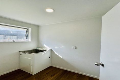 Photo of property in 48 Glynnbrooke Street, Te Atatu South, Auckland, 0610