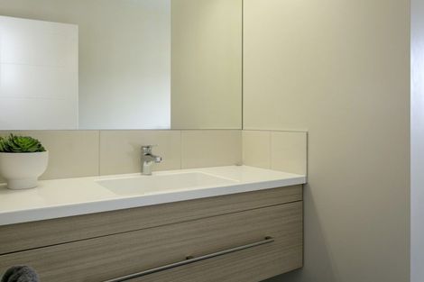 Photo of property in 2/500 Kinloch Road, Kinloch, Taupo, 3377