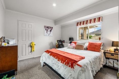 Photo of property in 14 Alba Place, Cambridge, 3434