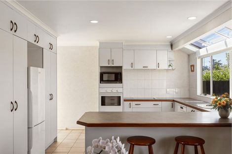 Photo of property in 1 Tui Street, Mount Maunganui, 3116