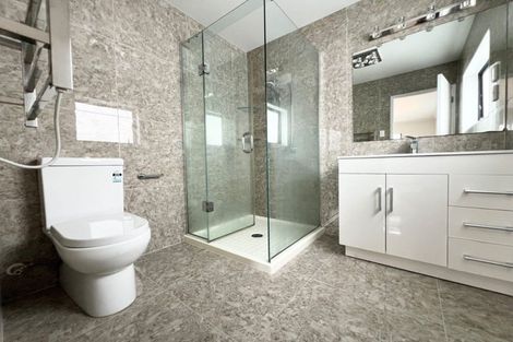 Photo of property in 99 Flat Bush School Road, Flat Bush, Auckland, 2019