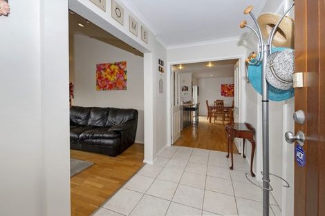 Photo of property in 81 Summerland Drive, Henderson, Auckland, 0612