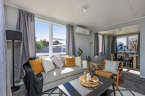 Photo of property in 9 Burton Place, Flaxmere, Hastings, 4120