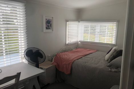 Photo of property in 959 Beach Road, Torbay, Auckland, 0630