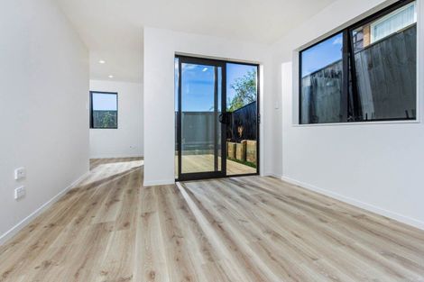 Photo of property in 7/66 Bruce Road, Glenfield, Auckland, 0629