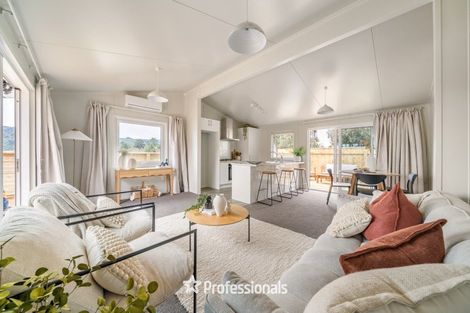 Photo of property in 18f Norana Road, Maoribank, Upper Hutt, 5018