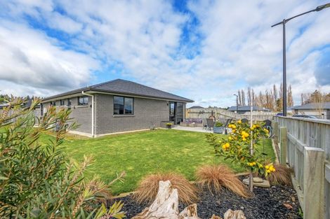 Photo of property in 27 Oldfield Lane, Marton, 4710