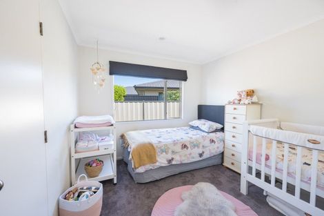 Photo of property in 6 Newbury Place, Taradale, Napier, 4112