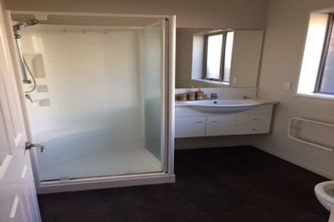 Photo of property in 2 Okuku Place, Hei Hei, Christchurch, 8042