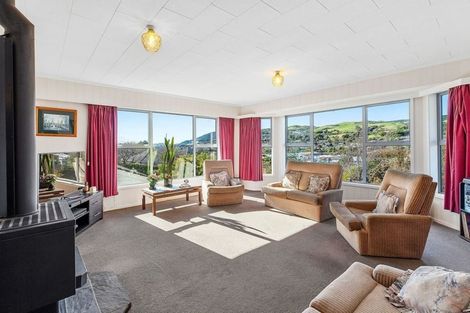Photo of property in 9 Mckeefry Grove, Tawa, Wellington, 5028