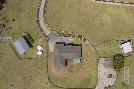 Photo of property in 118 Cottle Road, Taupaki, Henderson, 0782