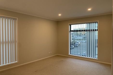 Photo of property in 5/4 Matimati Place, Hobsonville, Auckland, 0616