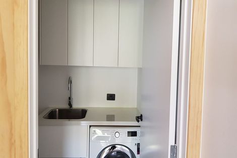 Photo of property in 43 Threepwood Road, Lake Hayes, Queenstown, 9371