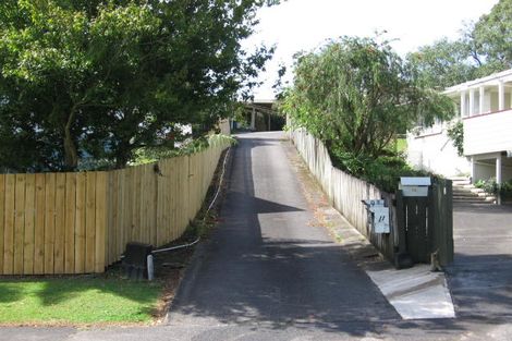 Photo of property in 2/11 Longreach Drive, Sunnyvale, Auckland, 0612