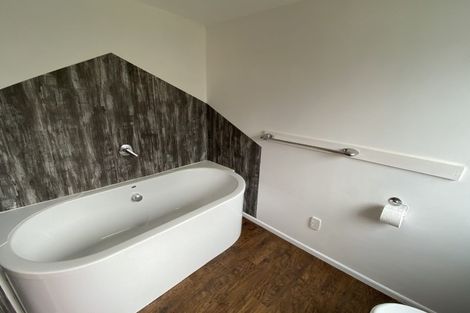 Photo of property in 166 Lindens Road, Mount Pleasant, Blenheim, 7273