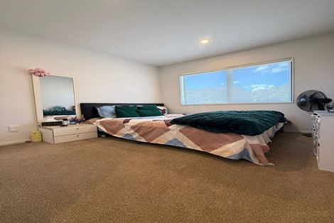 Photo of property in 28b Poruru Close, Papakura, 2110