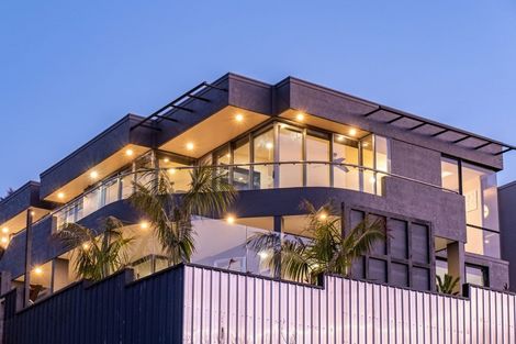 Photo of property in 1 Mission Street, Moturoa, New Plymouth, 4310