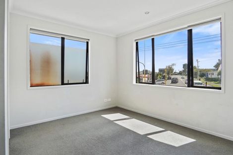 Photo of property in 2 Akeake Lane, Manurewa, Auckland, 2102