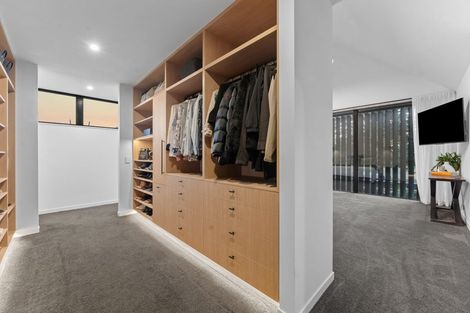 Photo of property in 17a Roland Road, Greenhithe, Auckland, 0632