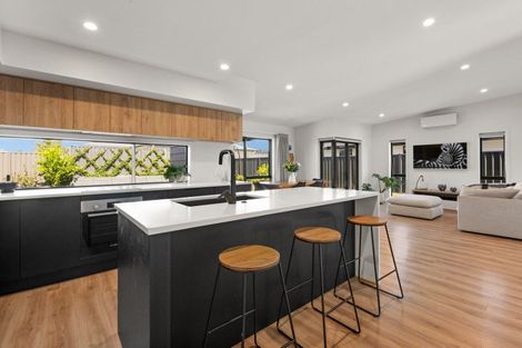 Photo of property in 27 Hikawera Drive, Frimley, Hastings, 4120