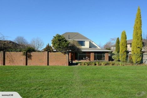 Photo of property in 5 Arundel Gate, Avonhead, Christchurch, 8042