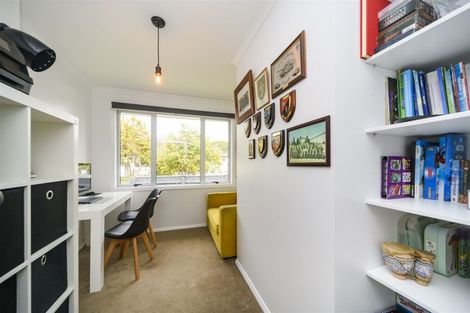 Photo of property in 2 Belmont Place, Terrace End, Palmerston North, 4410