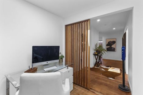 Photo of property in 29 Plympton Street, Brooklands, New Plymouth, 4310