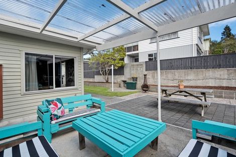 Photo of property in 2 Rondane Place, Tirohanga, Lower Hutt, 5010