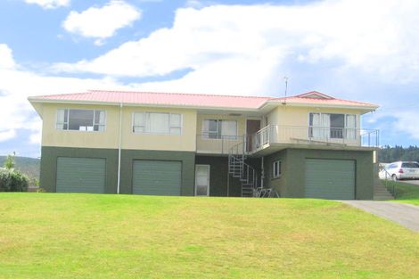 Photo of property in 114 Winifred Avenue, Whangamata, 3620