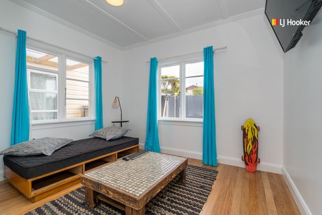Photo of property in 10 Copeland Street, Brighton, Dunedin, 9035