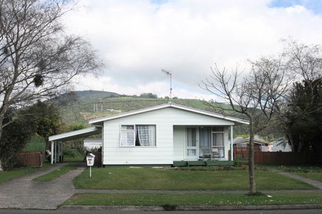 Photo of property in 111 Aquarius Drive, Kawaha Point, Rotorua, 3010