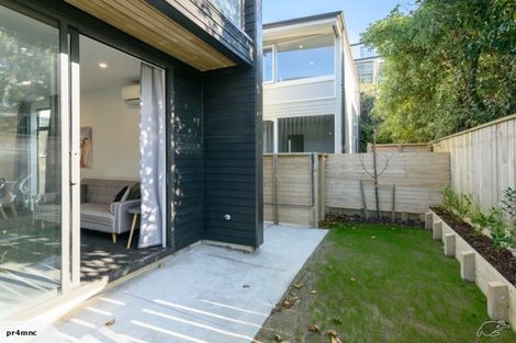 Photo of property in 6/74 Derwent Street, Island Bay, Wellington, 6023