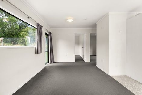 Photo of property in 19 Matipo Crescent, Pukete, Hamilton, 3200