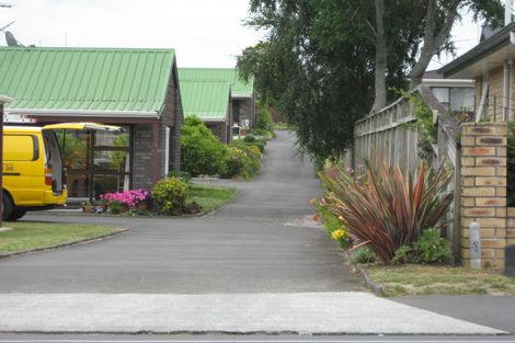 Photo of property in 65e Queen Street, Pukekohe, 2120